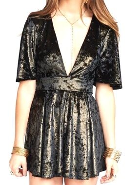 Show Me Your Mumu Tallara Velvet Romper Plunging Neck Dark Bronze Size L NWT